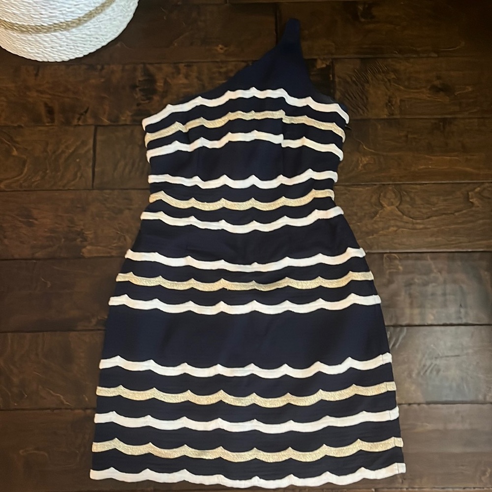 Lilly Pulitzer navy gold and white one shoulder dress